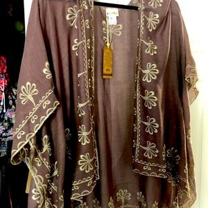 Women’s sleeveless cover XL NWT